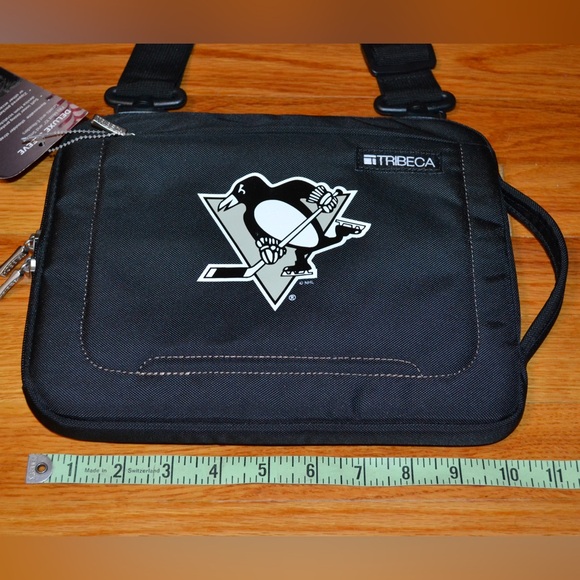 Tribeca NHL Pittsburgh Penguins iPad/tablet sleeve/case - NEW - Picture 11 of 14